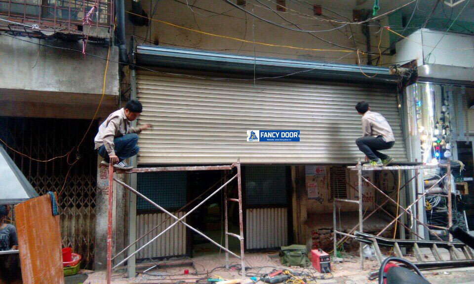 Sửa chữa bảo dưỡng cửa cuốn chính hãng Fancydoor tại Hoàng Mai